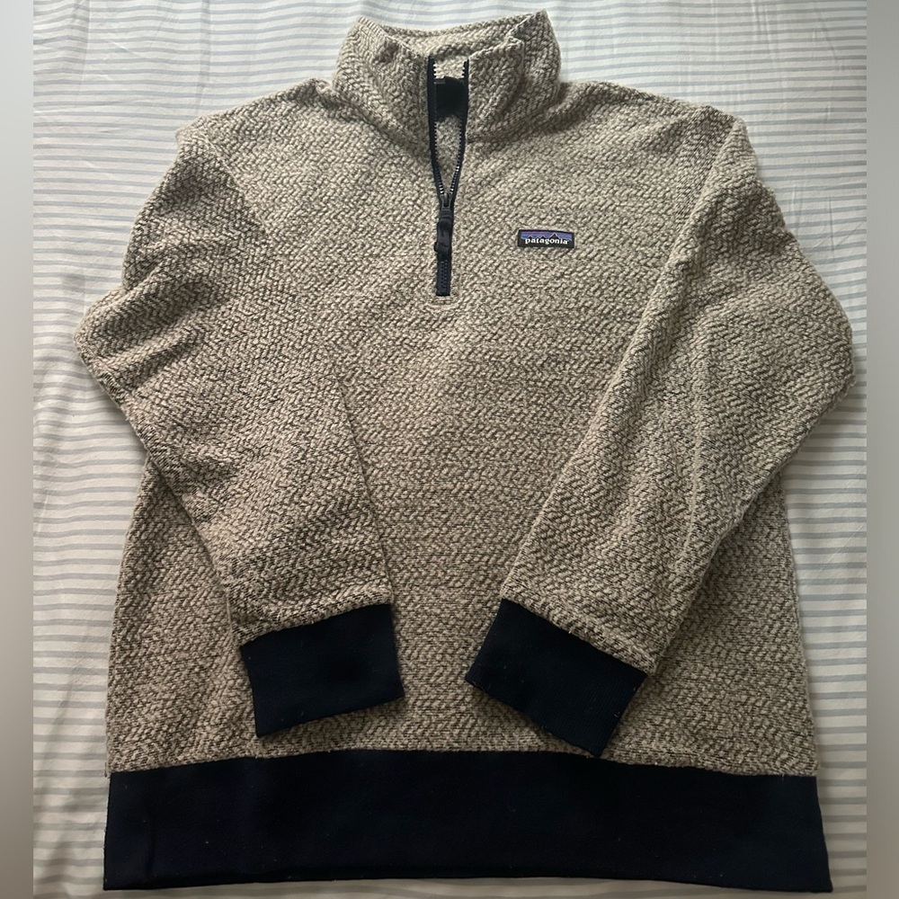 Patagonia Beige Quarter Zip with Navy Detail